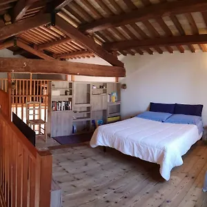 Elianto Apartment